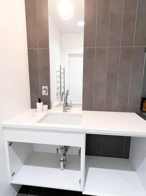 New Beautiful Modern One Bedroom Apt In Brooklyn At Rem-Casa Nova Iorque Exterior foto
