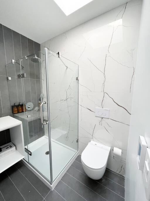 New Beautiful Modern One Bedroom Apt In Brooklyn At Rem-Casa Nova Iorque Exterior foto
